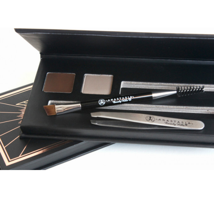 Набор теней и инструментов для макияжа глаз и бровей ANASTASIA BEVERLY HILLS Bold & Beautiful Kit